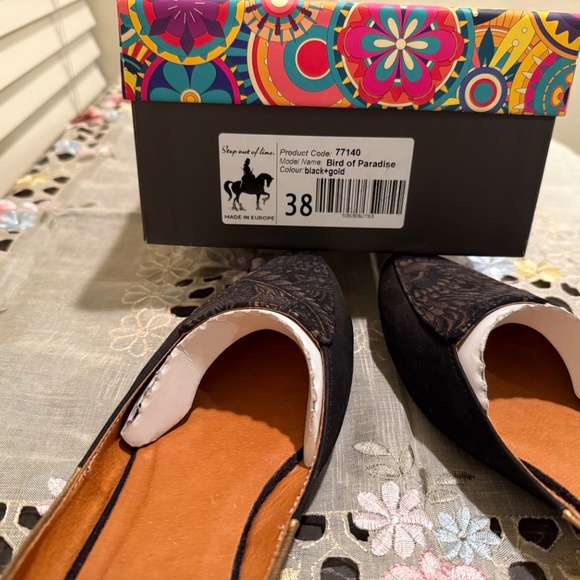 Women's Shoes - Size 38 (UK) / 7.5 USA  Embassy London - Picture 4 of 6